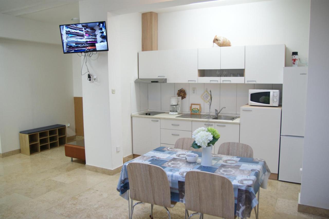 Apartman Ivana Pula Exteriér fotografie
